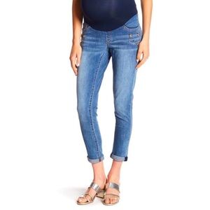 BLANK NYC | cuffed ankle skinny maternity jeans embellished pocket